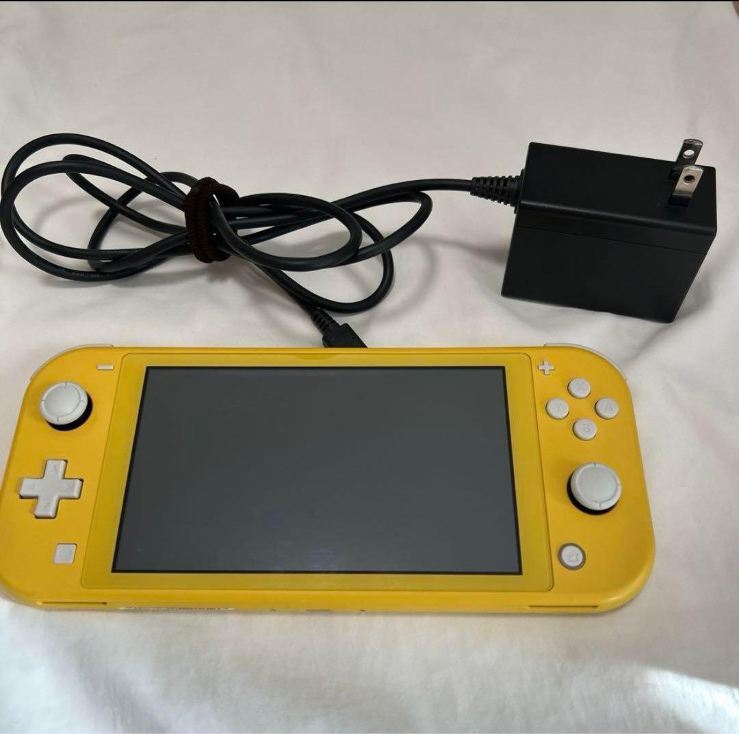 switch Lite(真三國無双8 Empiresソフト付き)