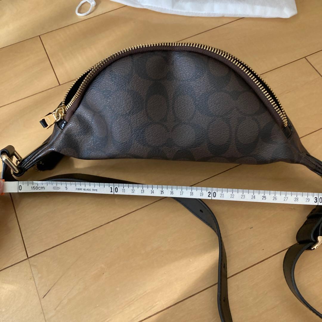 coachボディーバッグ　斜めがけ　ウエストポーチ