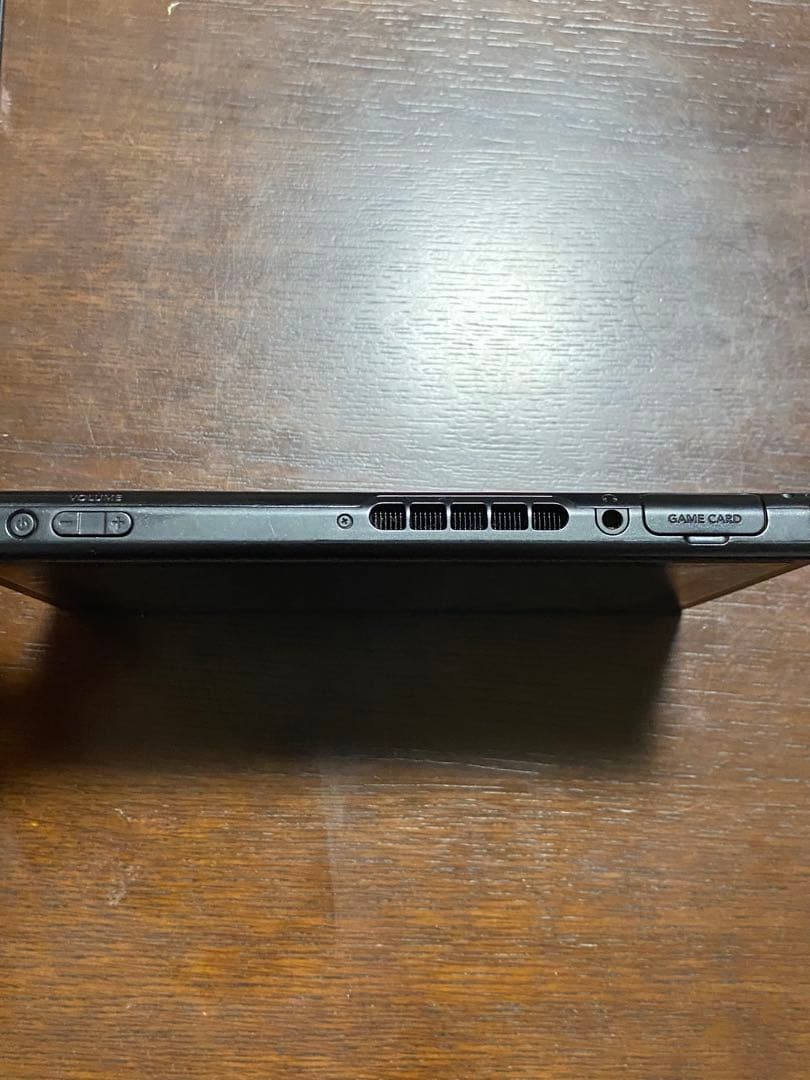 美品　Nintendo Switch 本体　バッテリー強化モデル。