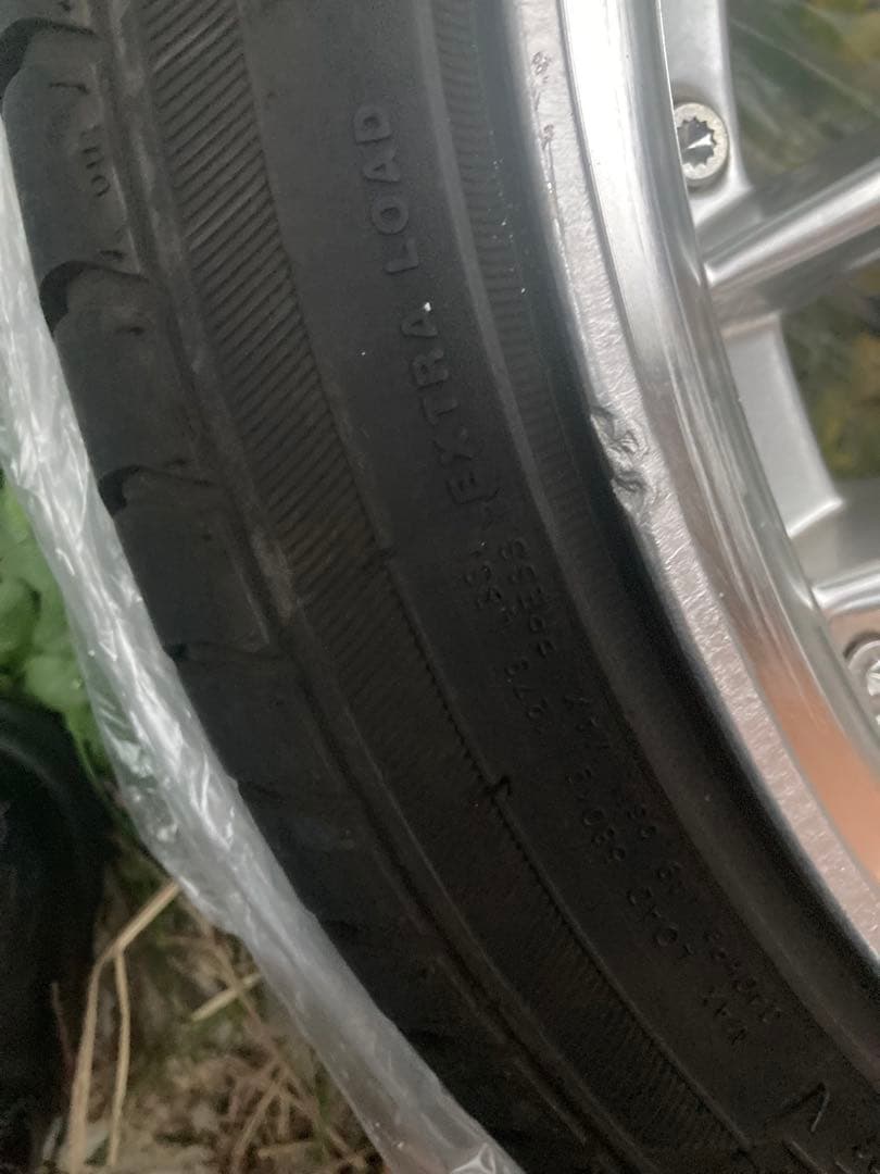 (4本セット)マルチフォルケッタ18インチ7.5 215/40R18