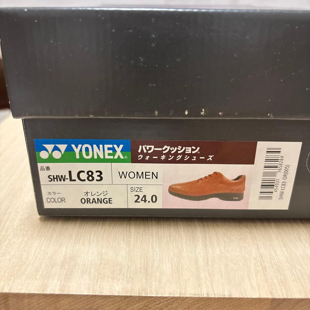 新品・未使用 YONEX ウォーキングシューズ オレン ジ レディース24cm