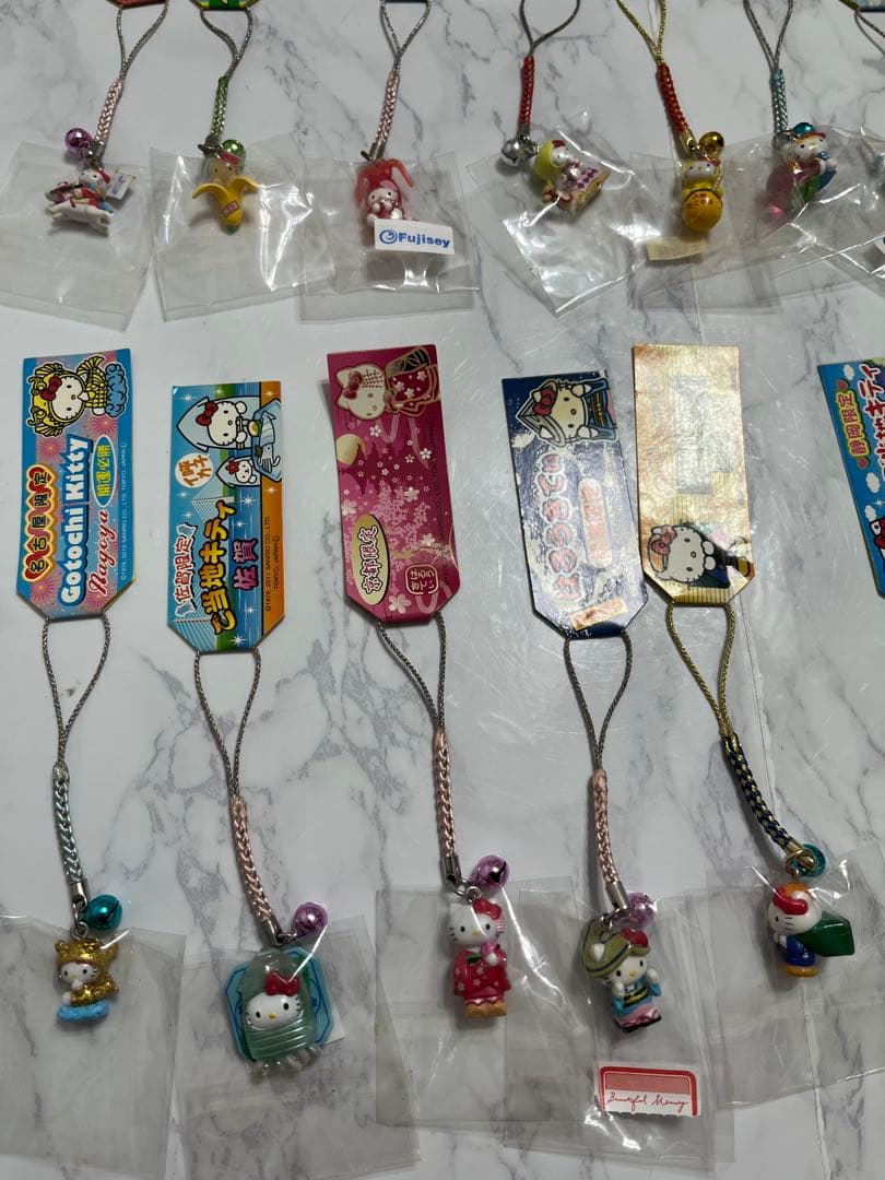 ご当地キティちゃん　まとめ売り19個