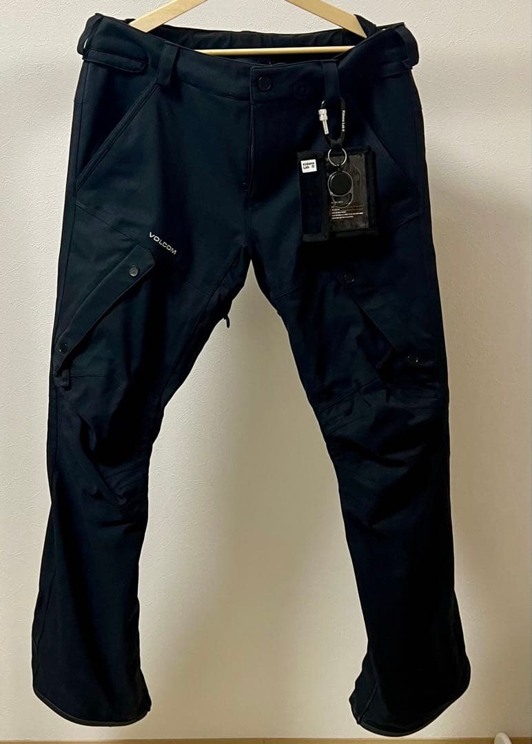 VOLCOM ボードウェア スノーボード　パンツ　ズボン　パスケース付き