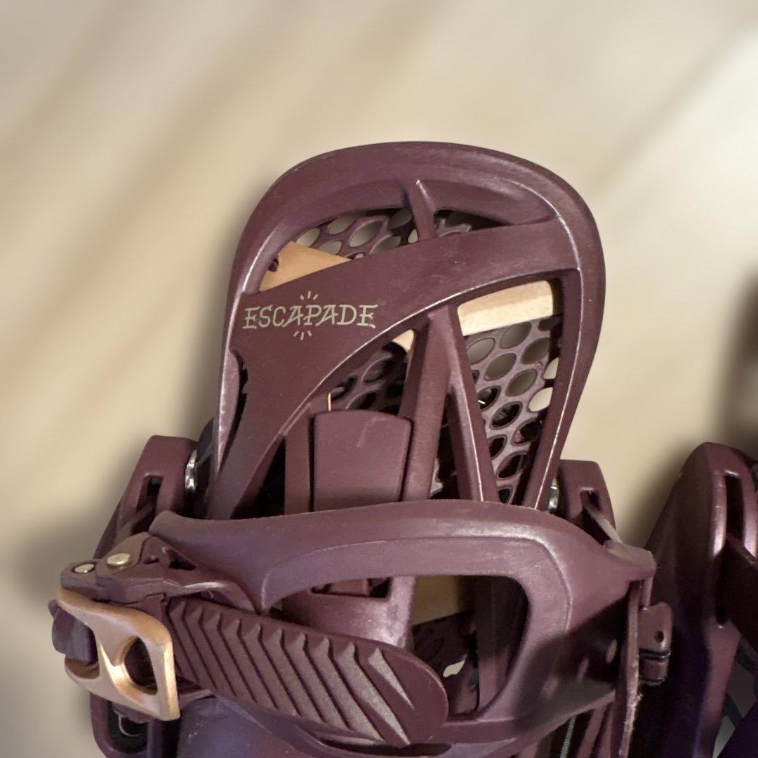 BURTON ESCAPADE 2018-19モデル レディース Mサイズ