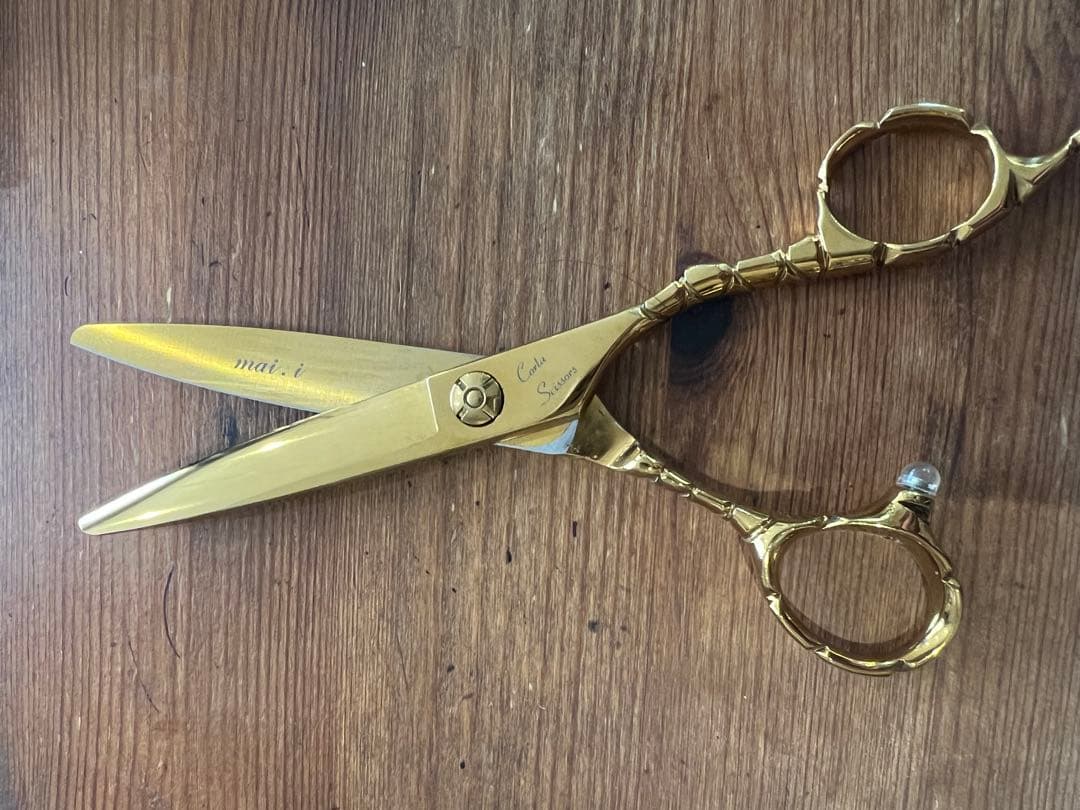 「コルタシザーズ 60Dire 6.0 ゴールド」