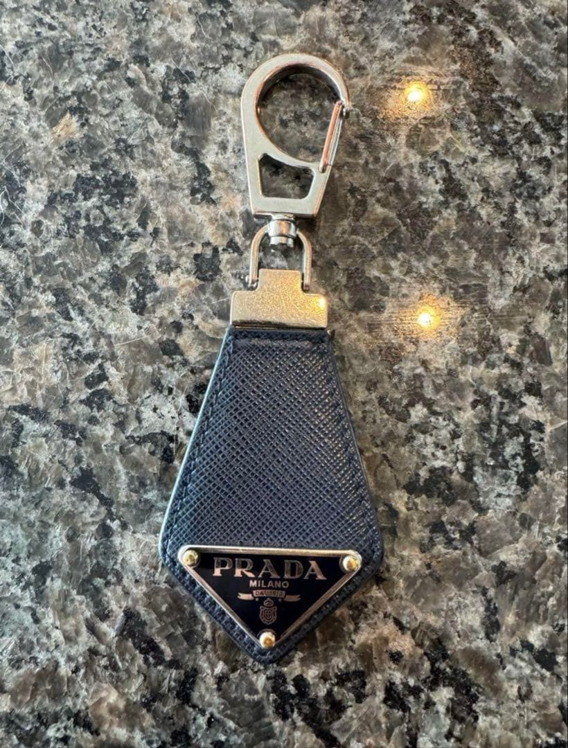 PRADA プラダ キーリング キーリング