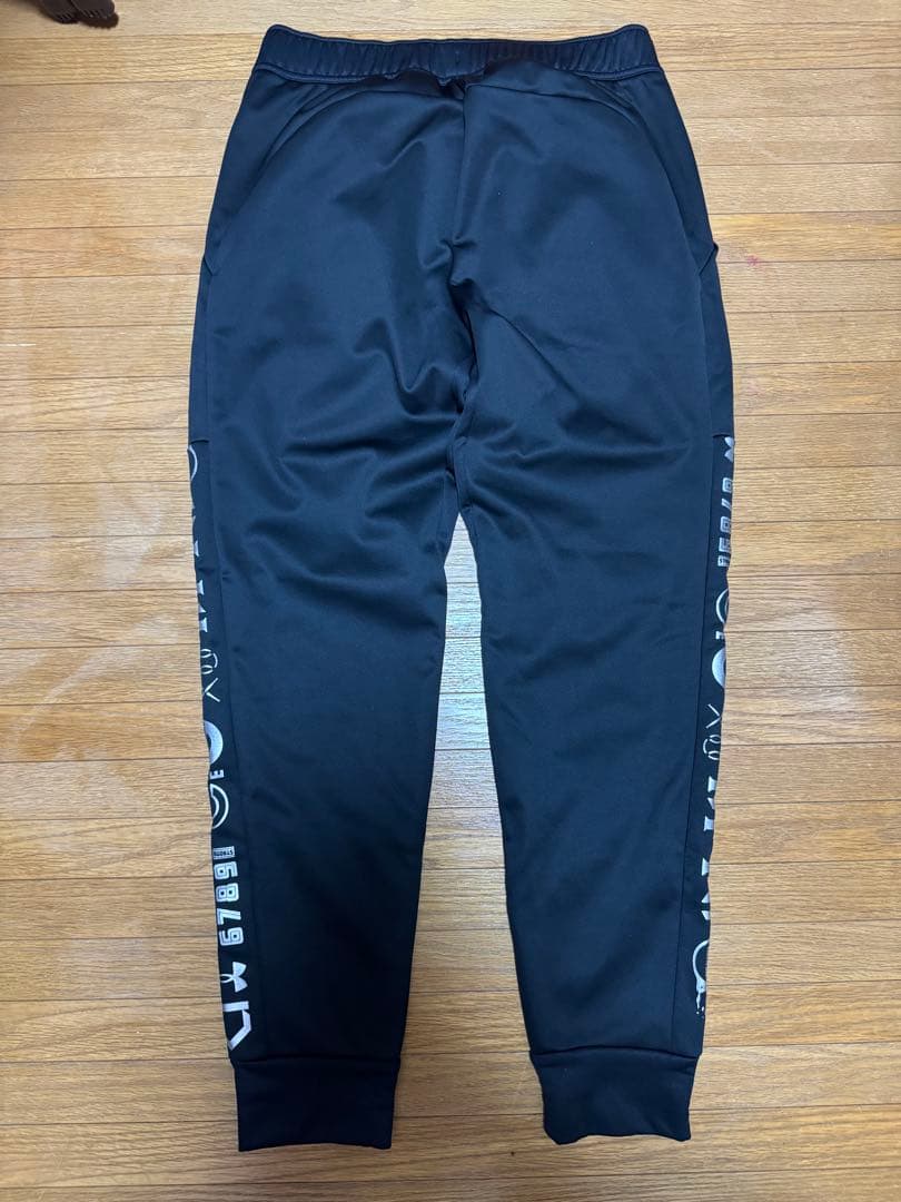 さとる様　アンダーアーマー上下セット XL