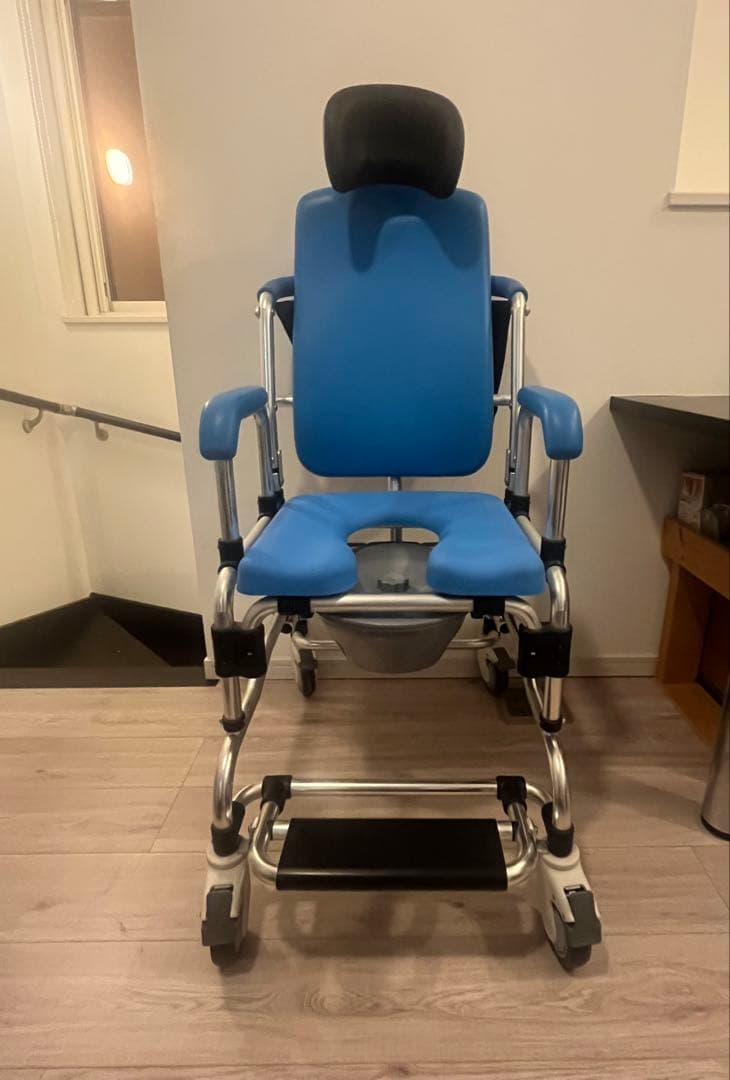 入浴用車いす リクライニングシャワーキャリー