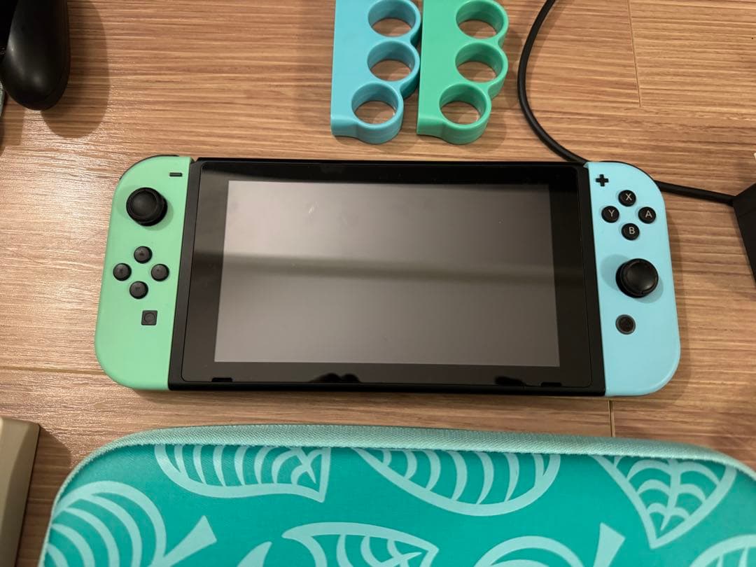 【美品】Nintendo Switch どうぶつの森セット SDカード＆ケース付