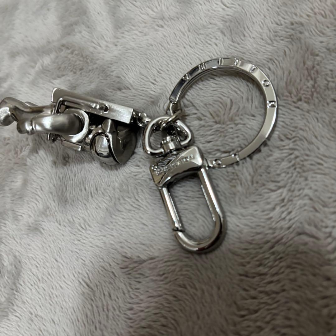 r*9様 Louis Vuitton 宇宙飛行士キーホルダー