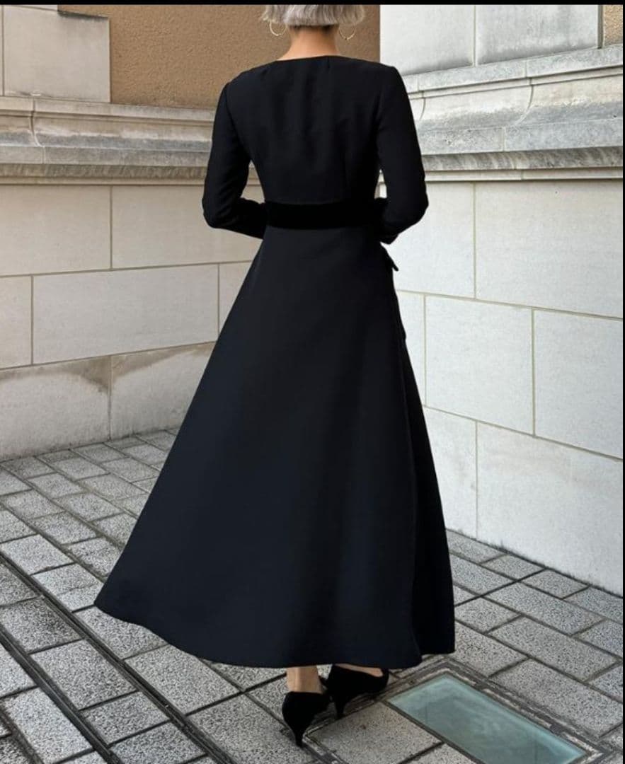 【JENNE】ベロアポイントワンピース