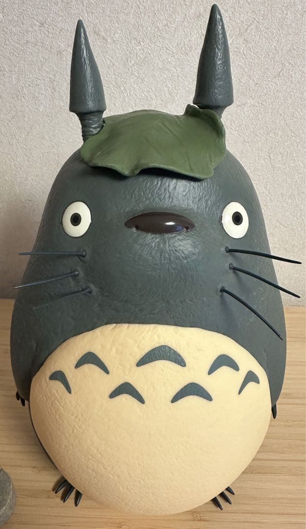 どんぐり共和国限定 ジブリ となりのトトロ 大きな大きな貯金箱　廃番品