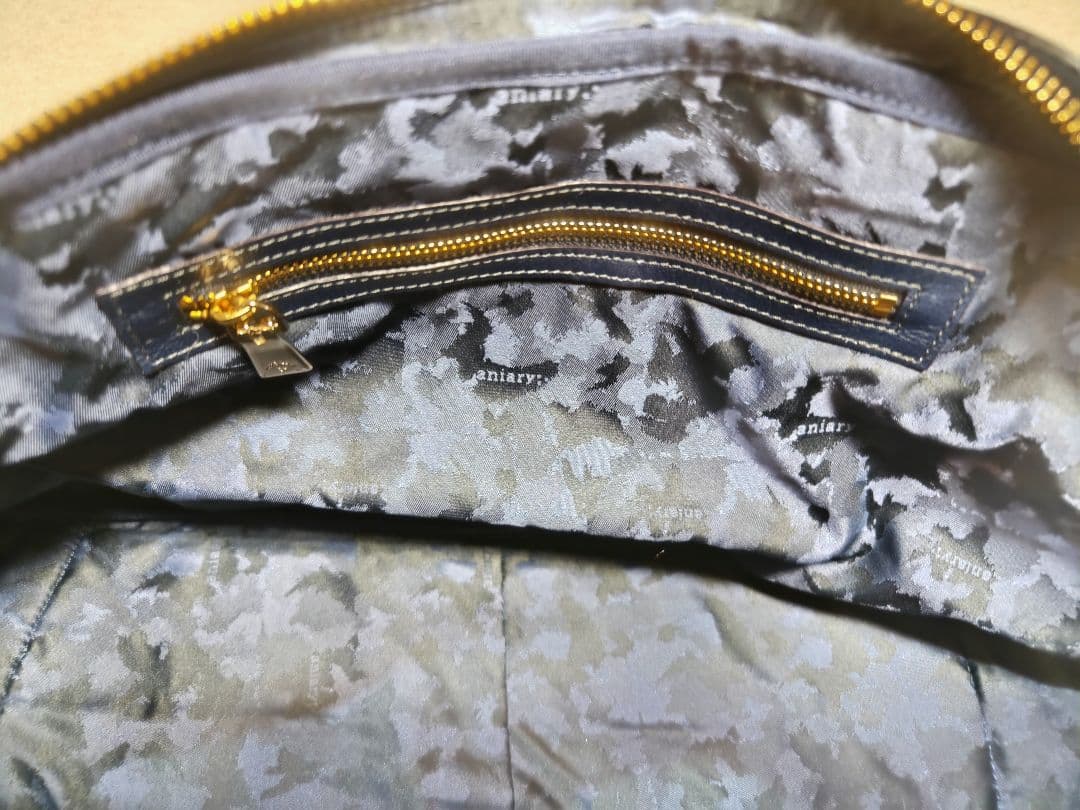 【新品未使用】アニアリ aniary レザーボストンバッグ ネイビー