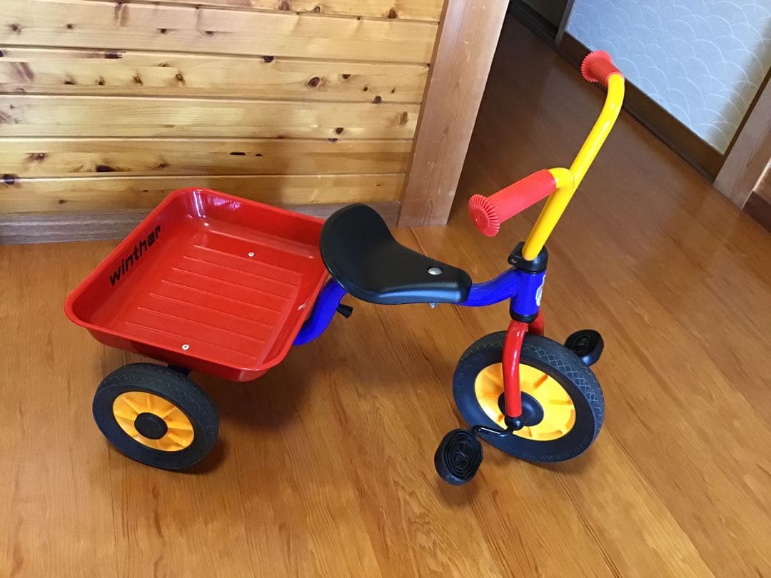 ボーネルンド ウィンザー ペリカンデザイン 三輪車 Vハンドル カラー