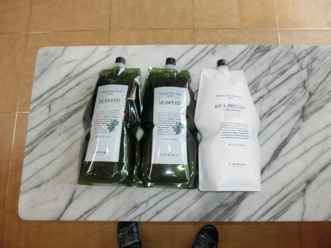 ルベルシーウィードシャンプー２本ライスプロテイン１本