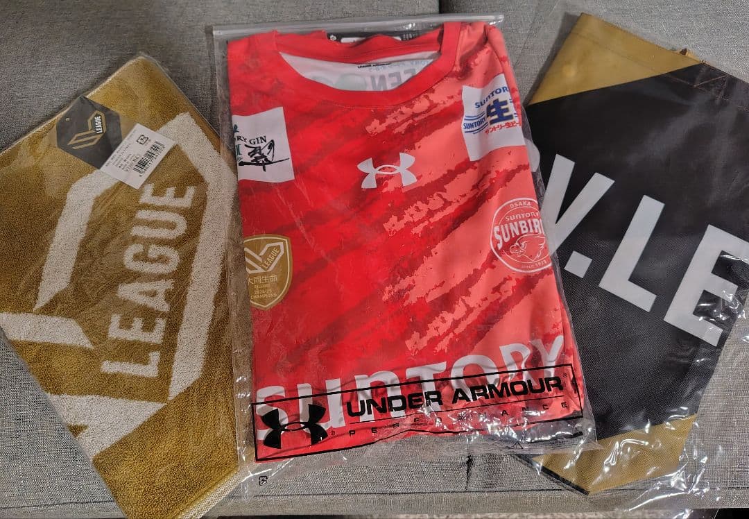 J*3様 サントリーサンバーズ 小川智大サイン入りユニフォーム XLサイズ おま