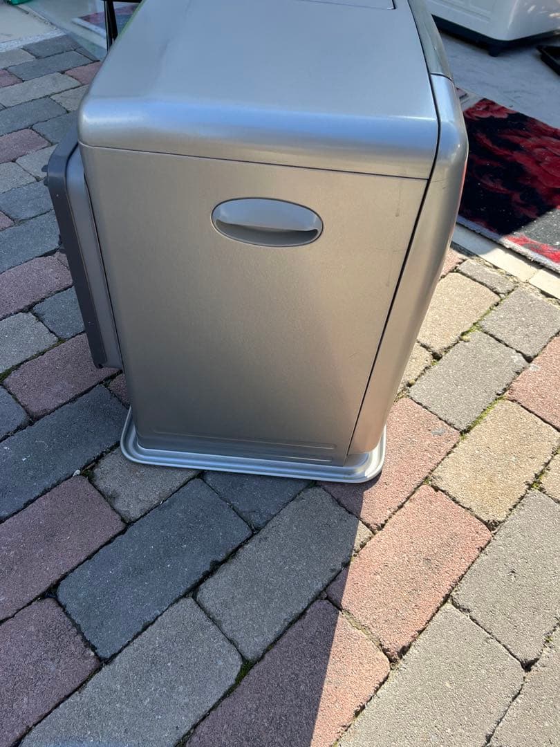 大型　ダイニチ工業製の石油ファンヒーター「FW-579LX」