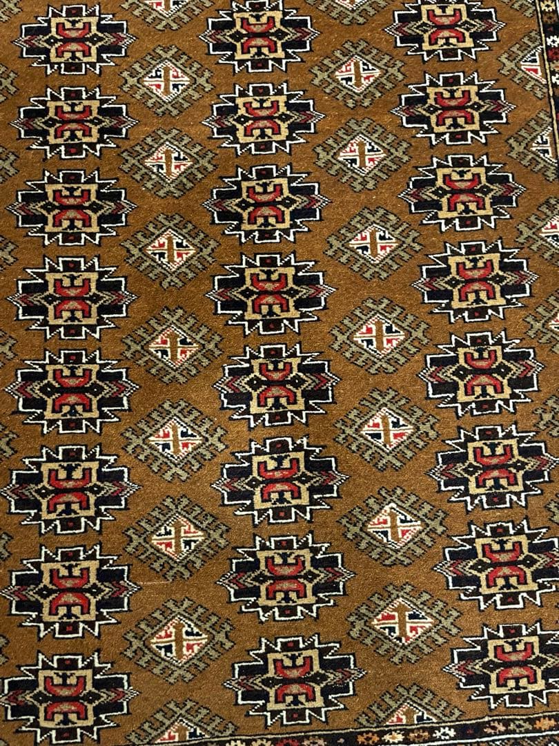トルクメン ヴィンテージラグ 美品　約124x180cm