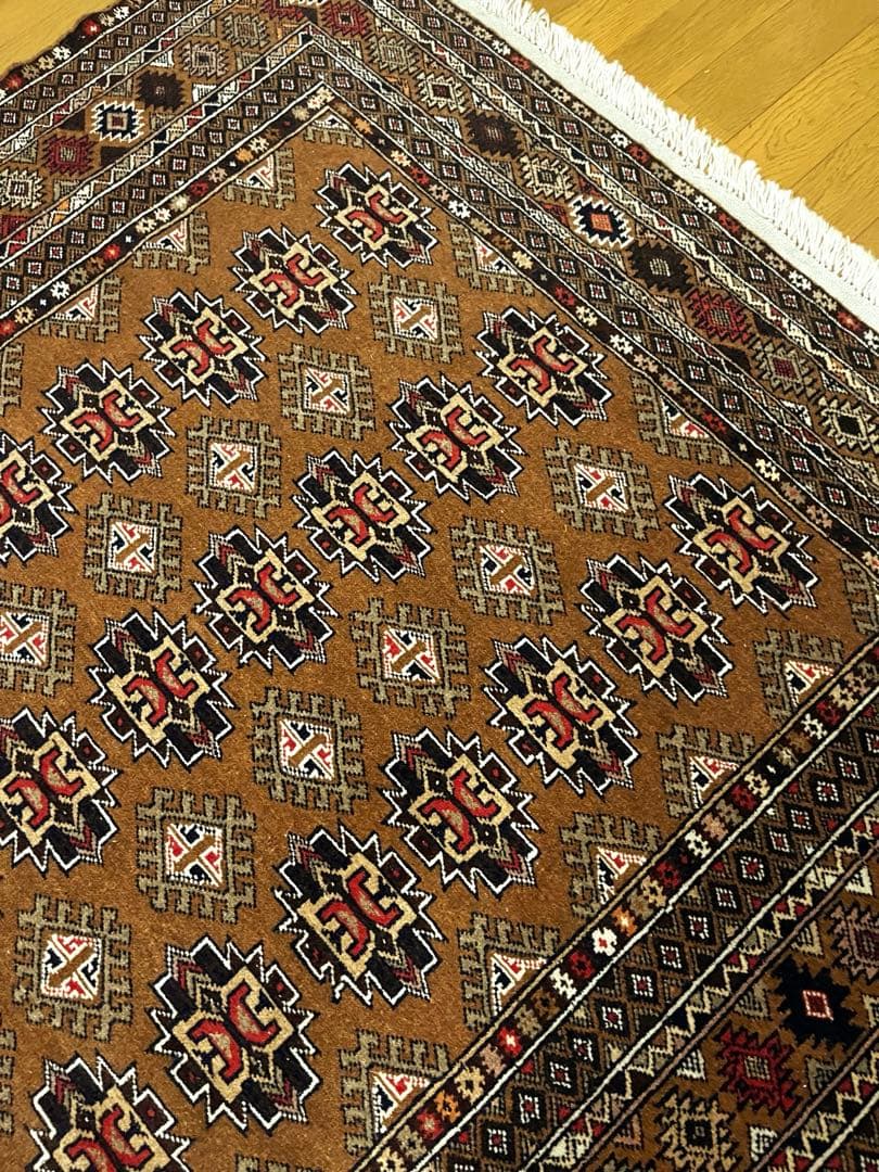 トルクメン ヴィンテージラグ 美品　約124x180cm
