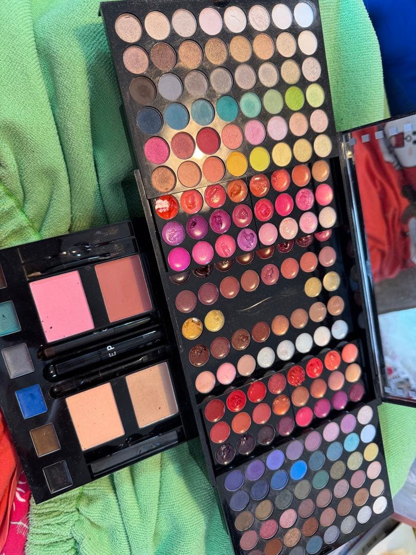 SEPHORA アイシャドウパレット