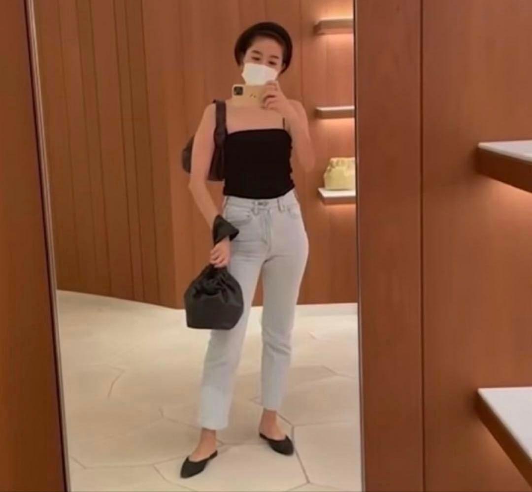 シシクイ　THE SHISHIKUI ベロアキャミ　百々千晴