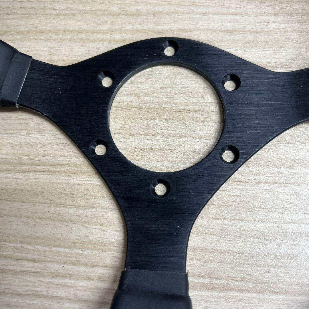 28パイ ブラック ステアリングホイール