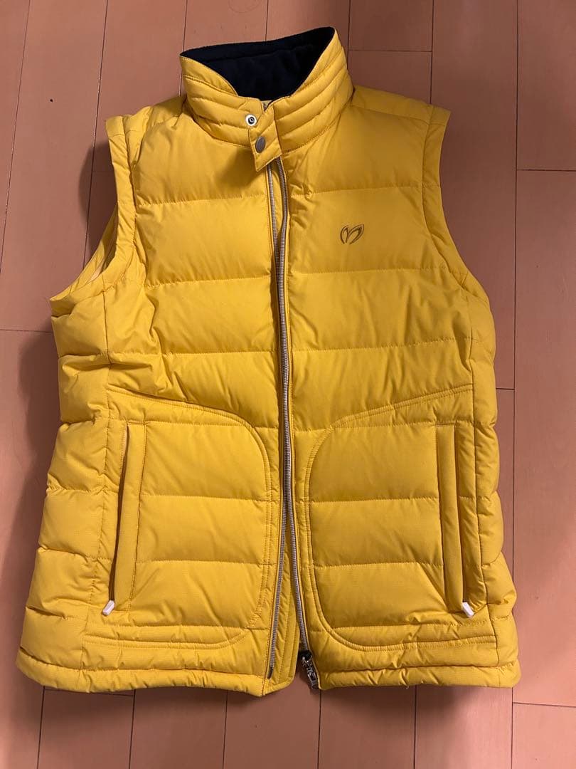 MASTER BUNNY EDITION イエロー ダウンジャケット