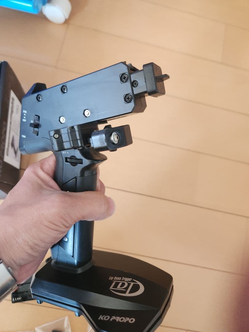 ラジコン ミニッツ KO PROPO LTDトリガー 純正バッテリー 値下げ