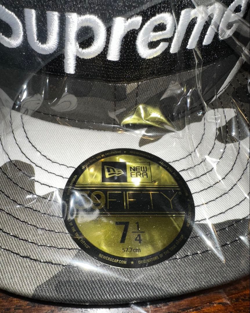 ウェア Supreme New Era New York Yankees 7-1/4