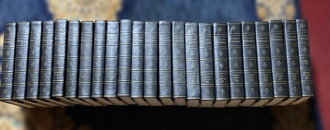 ブルタニカ百科事典　23冊