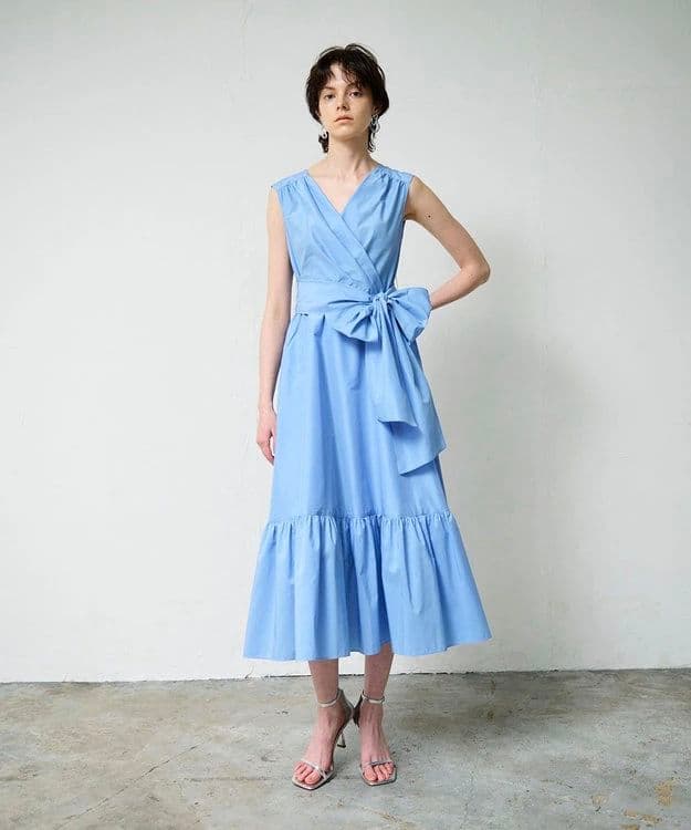 美品サイズ38　GRACE CLASSライトタフタドレス　グレースコンチネンタル