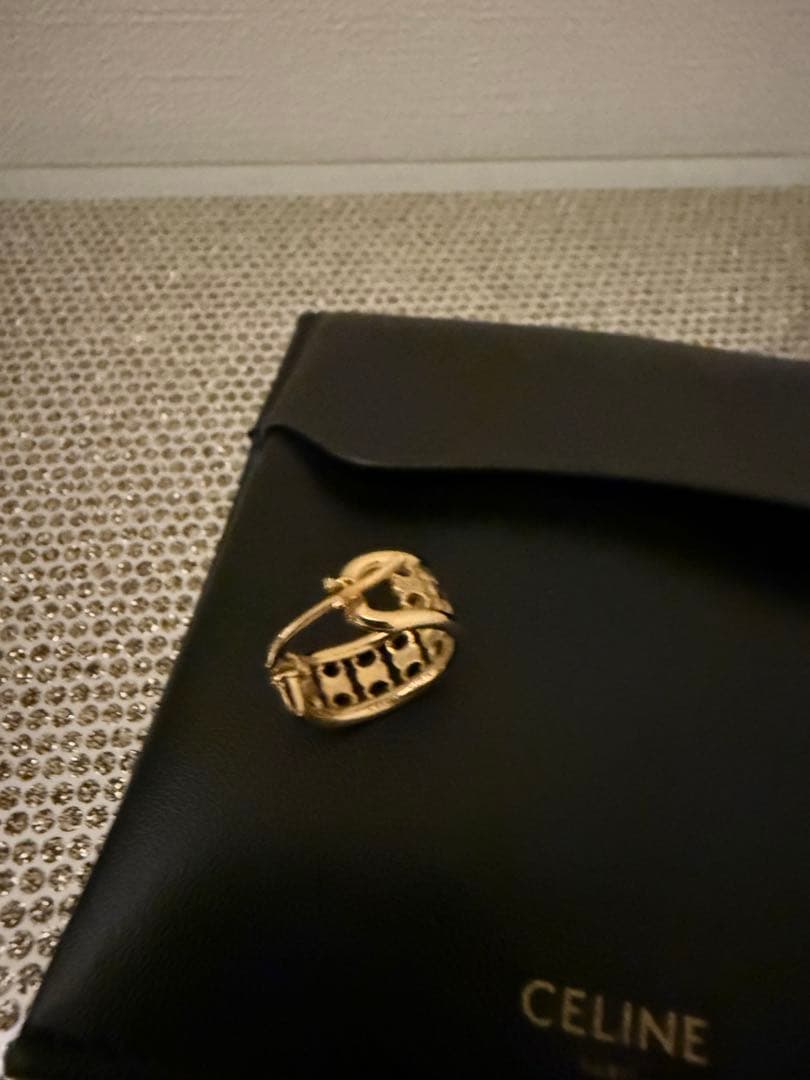 最終値下げします。 CELINE トリオンフ マルチフープピアス片耳