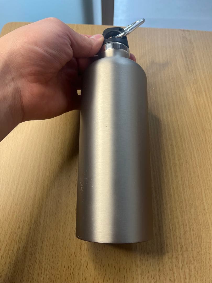 【PRADA 】シルバー ステンレス タンブラー水筒 ウオーターボトル