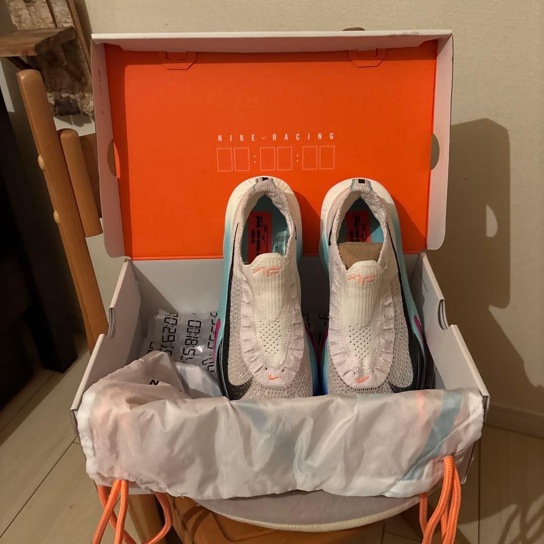 あおか　NIKE AIR ZOOM ALPHAFLY NEXT%3人気色