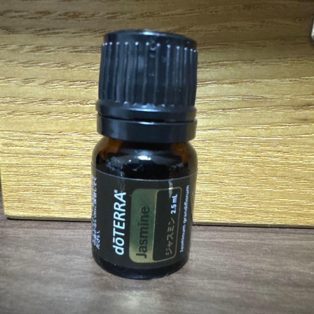 doTERRA Jasmine エッセンシャルオイル 25ml