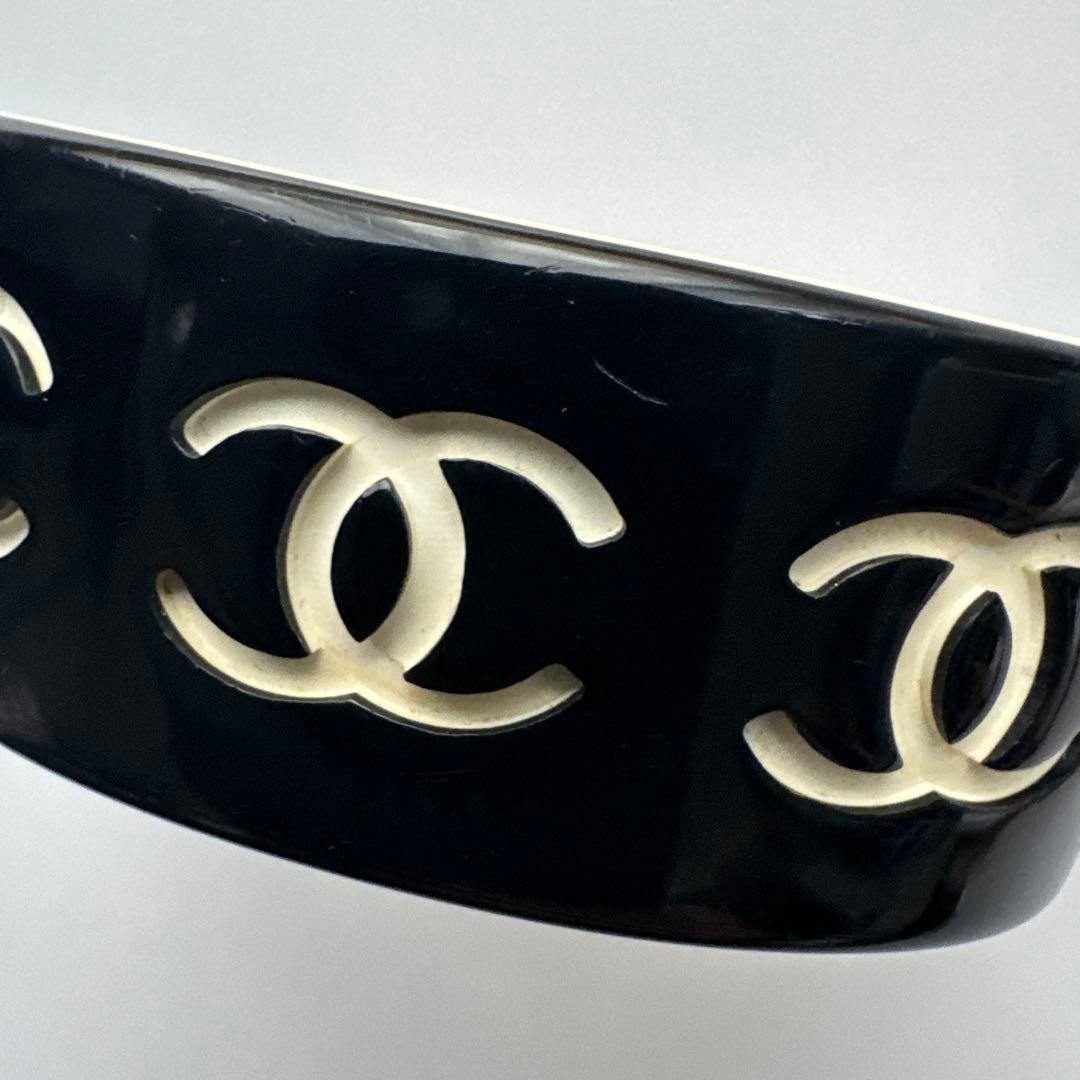 CHANEL シャネル　ココマーク バングル ブラック