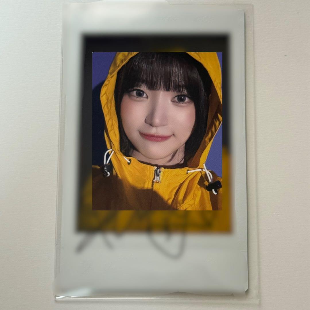 billlie シユン サイン ポラロイド