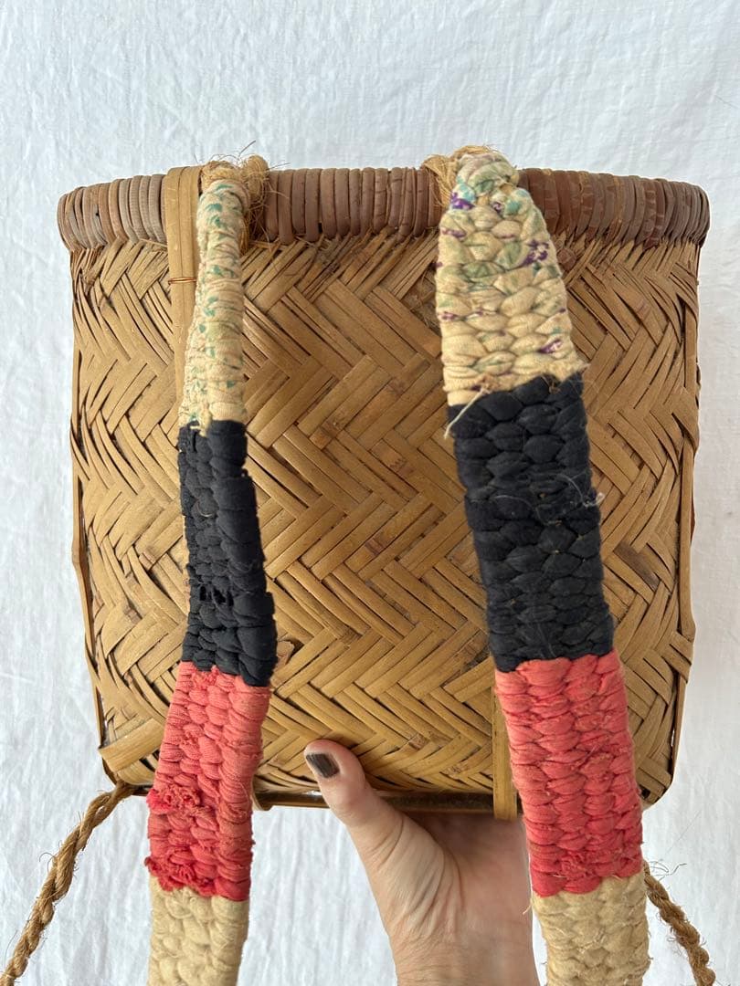 背負竹かご　竹籠 昭和アンティーク籠　しょいかご バッグ 古道具　古民具　レトロ