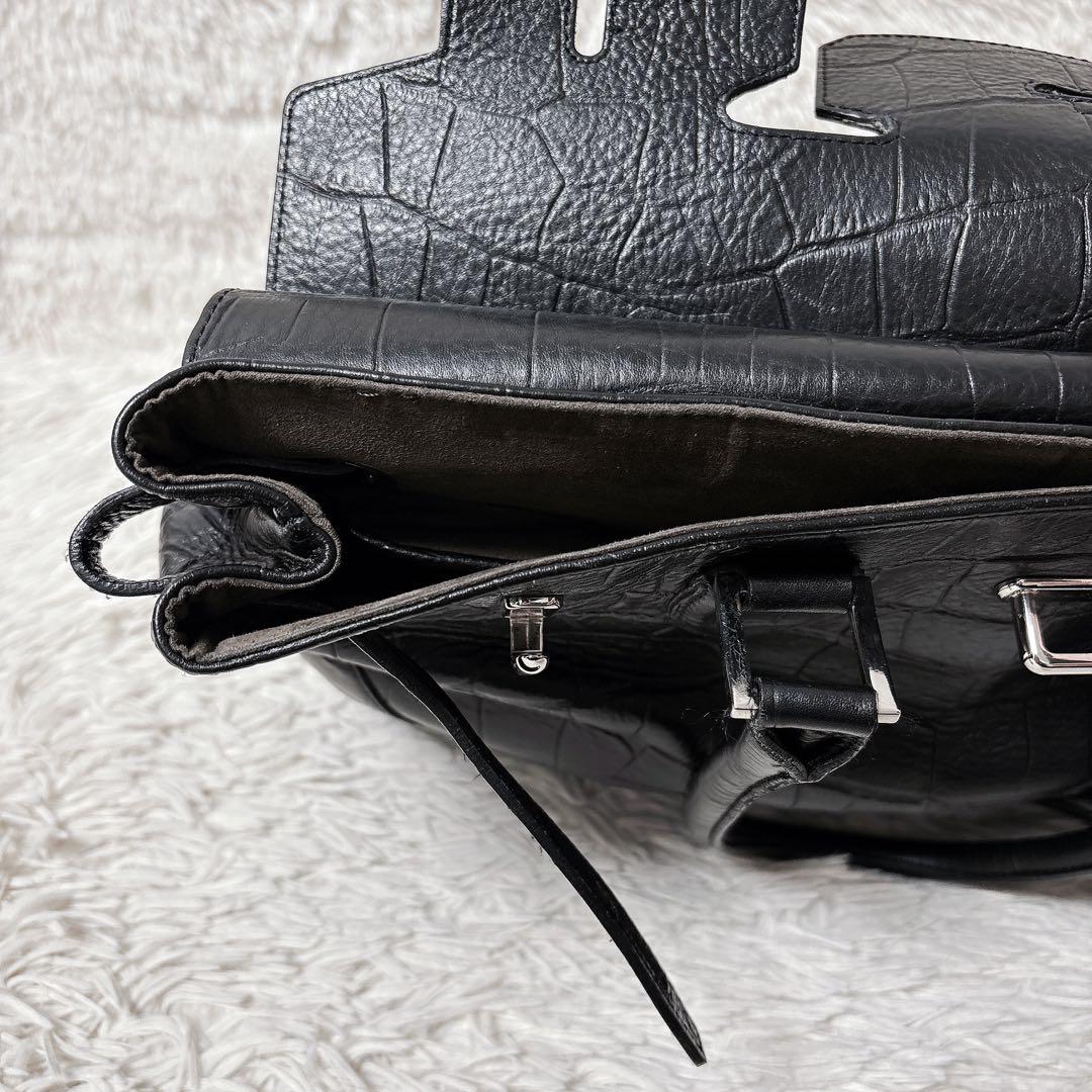 即日発送 美品 ペッレモルビダ pmo-mb026ele 被せ付ボストン A4