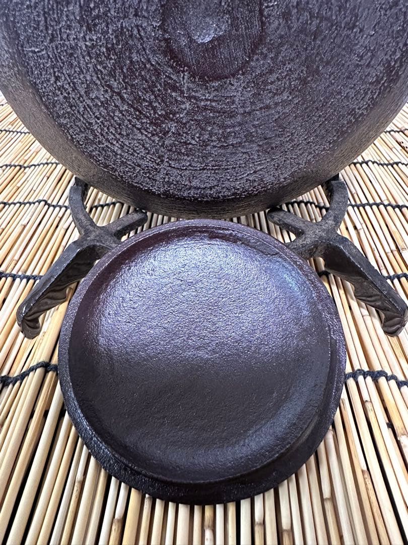 未使用、保管品　南部長文堂　長谷川 光昭造　駒形糸目　南部鉄瓶　南部鉄器　鉄瓶