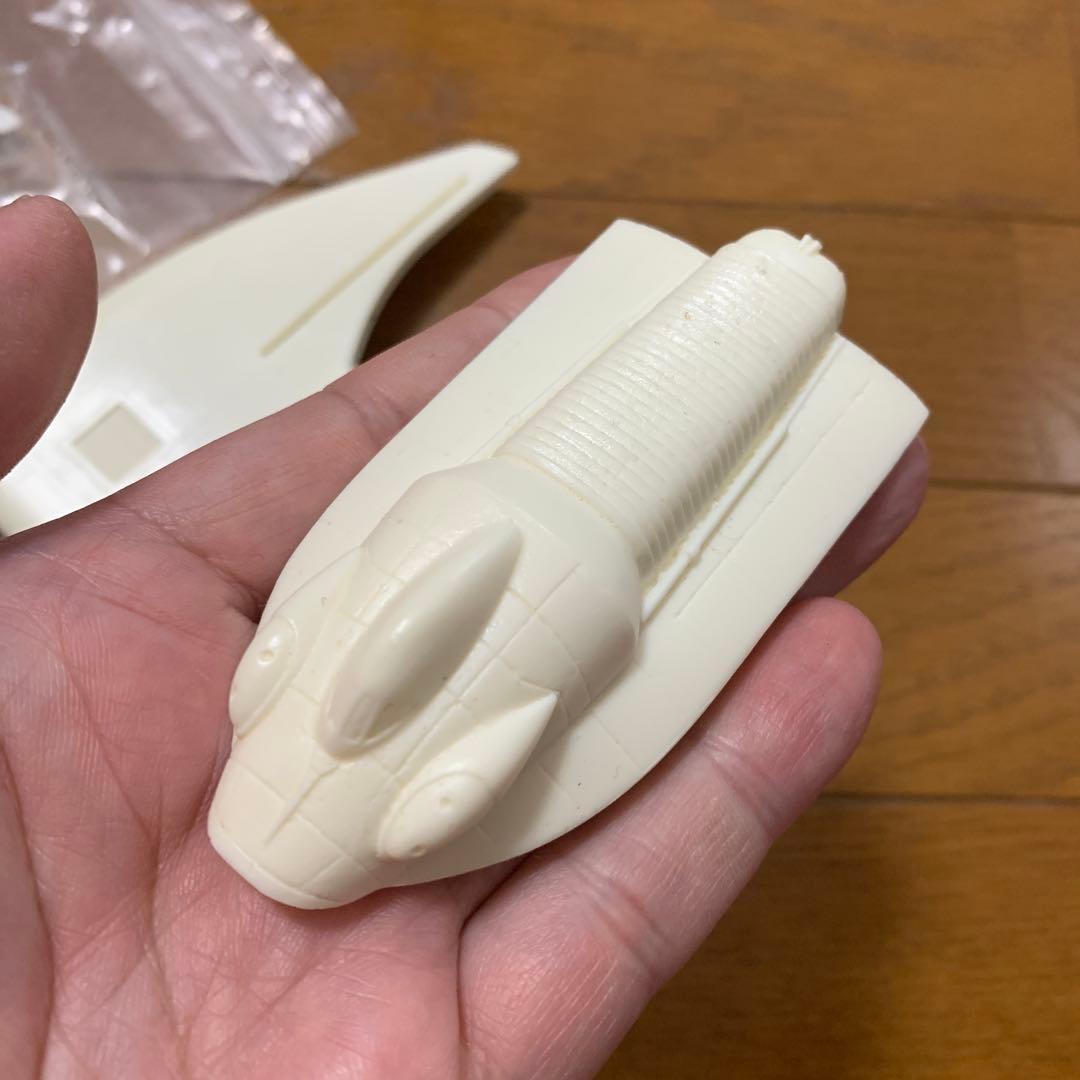 現状品　ムーントランスポーター　レジンキット　謎の円盤UFO ルナキャリア