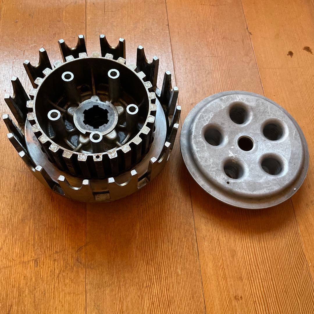 XJR400 クラッチハウジングassy