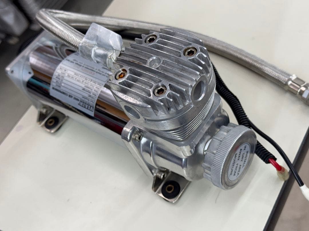 エアサスコンプレッサー　VIAIR 480C