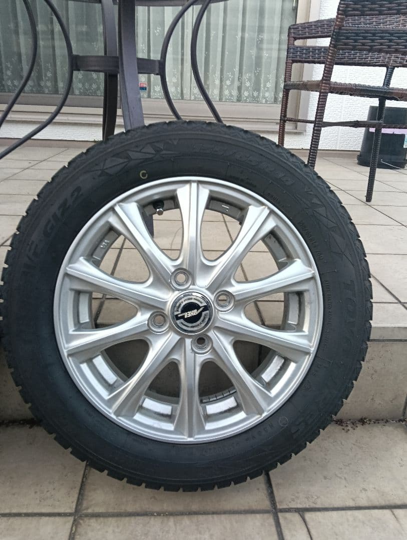 送料込み！梱包済み！2022年製 155/65R14スタッドレスタイヤホイール