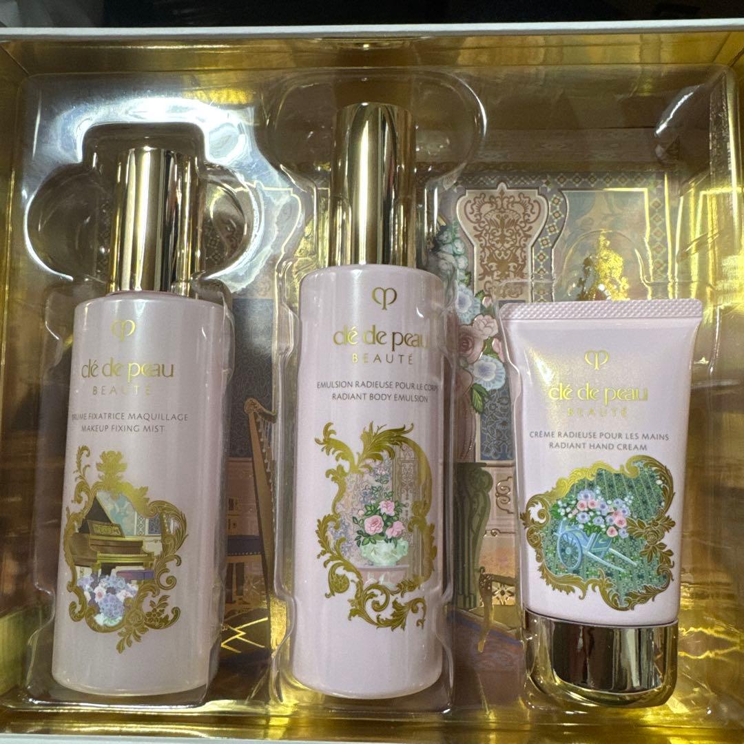 限定美品　クレドポーボーテ　化粧水　ボディ乳液　ハンドクリーム　2025コフレ
