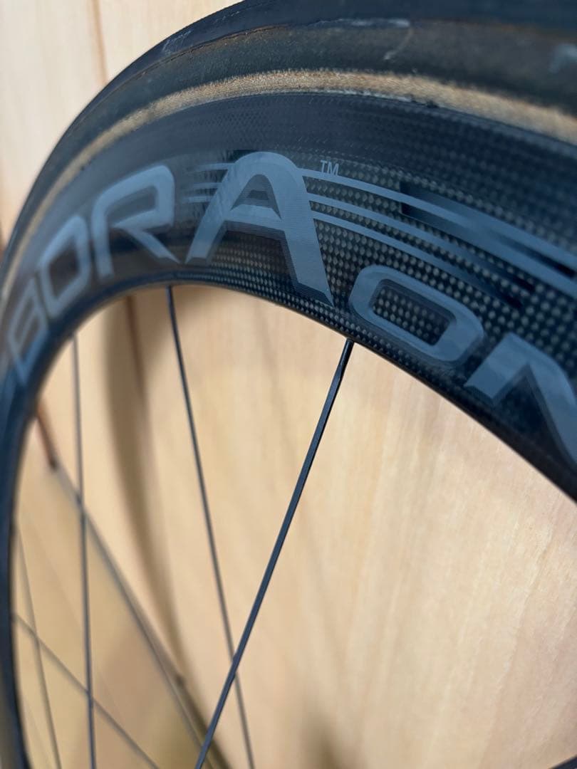 カンパニョーロ Bora One ダークラベル TU フロント