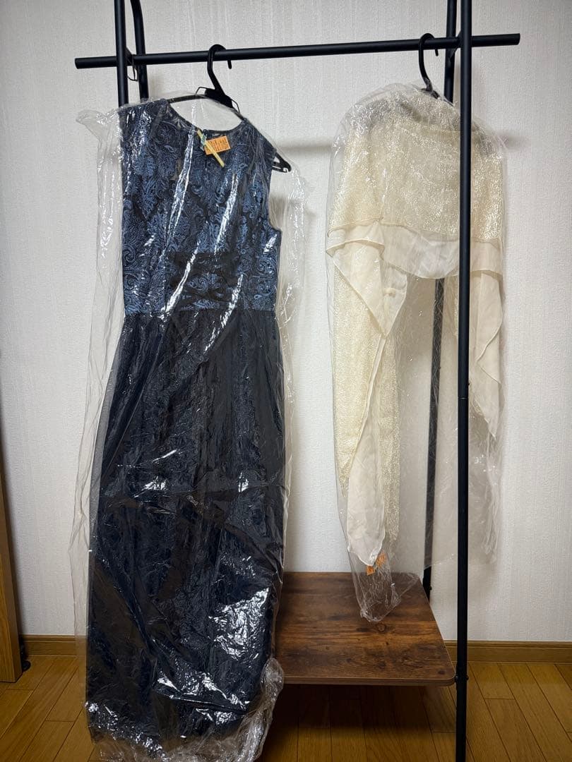 AIMER エメ オーナメント刺繍レースドレス 結婚式 ワンピース