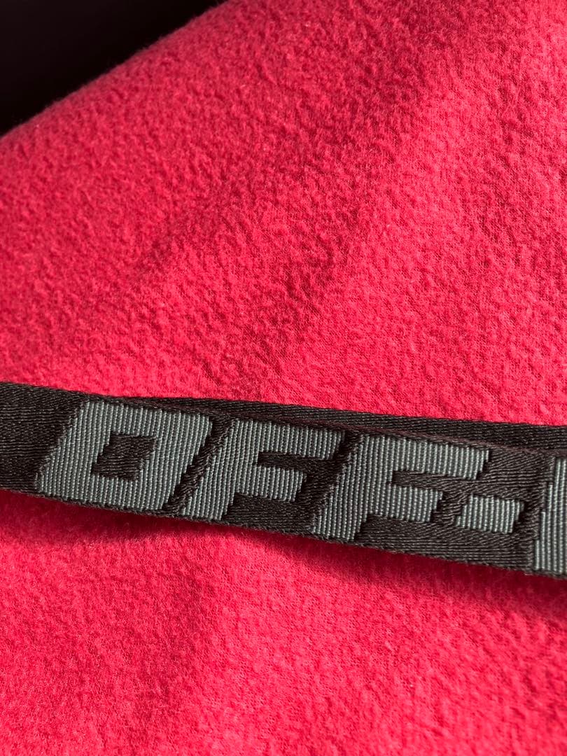 OFF-WHITE ネックストラップ　希少カラー