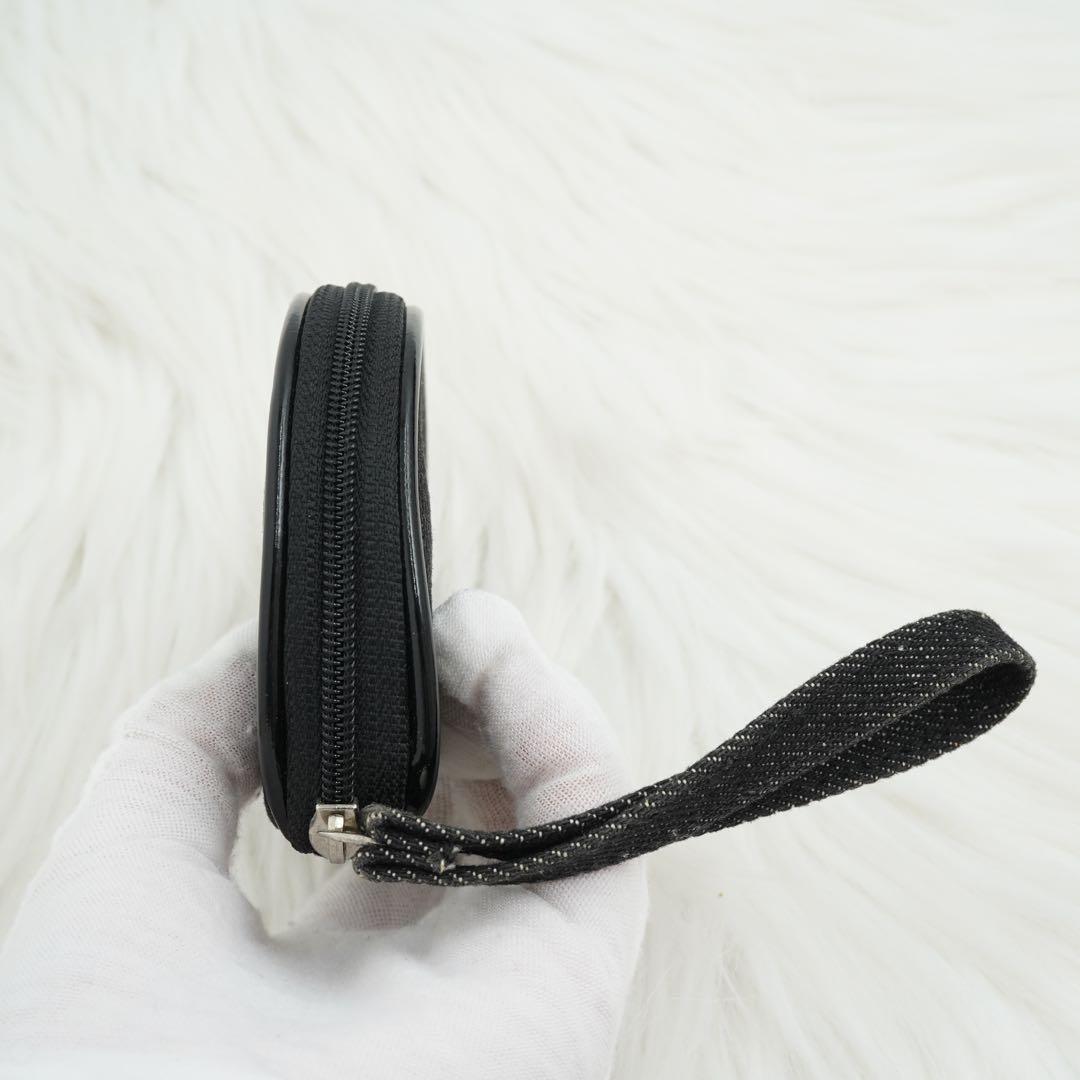 新品同様　BURBERRY LONDON 小銭入れ　ケース　ロゴグラム　黒