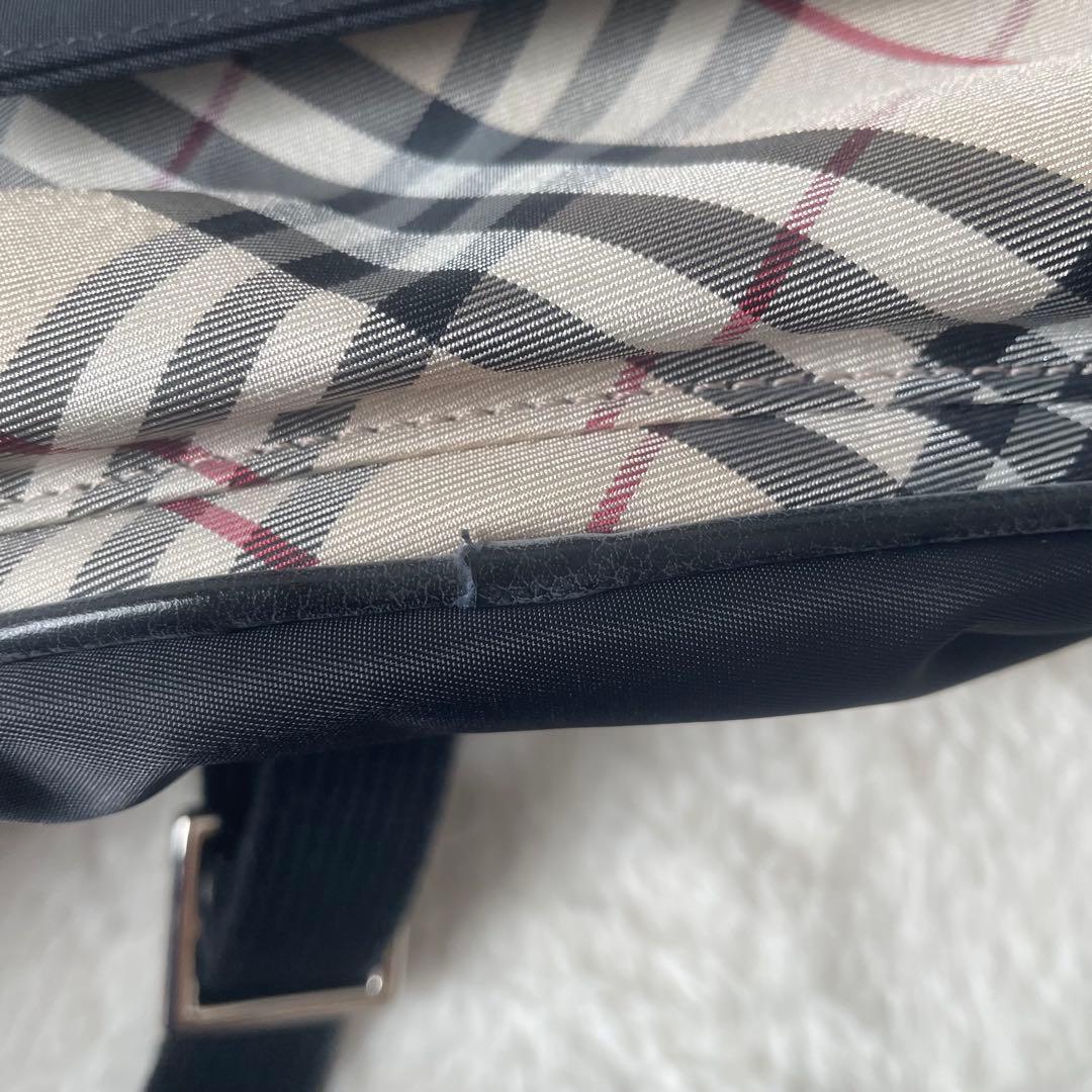 希少✨バーバリー ノバチェック ボディバッグ ショルダーバッグ ロゴプレート